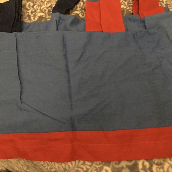 Set of curtains, hung once. Perfect shape - Picture 2 of 3